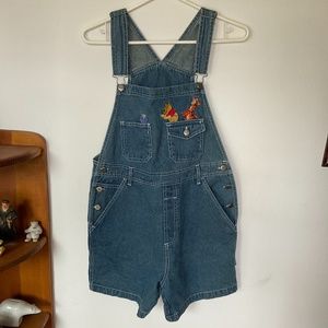 Vintage 90’s Winnie the Pooh Overall. Short Denim Winnie Pooh overall. Small